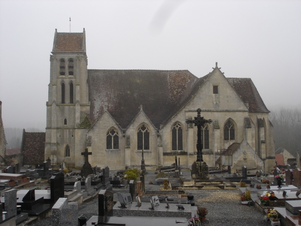 Eglise de Fresnoy-la-Rivière (Oise)